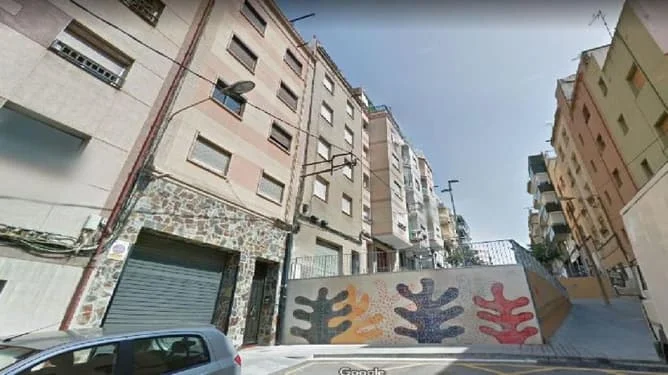 Tenanted townhouse in Hospitalet, 3 bedrooms