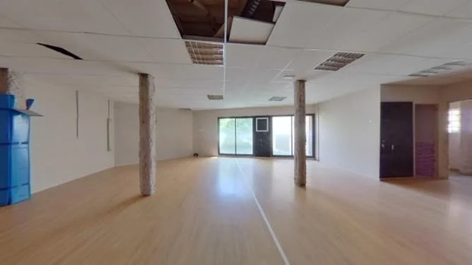 Three-floor Tarragona office, 421 m²