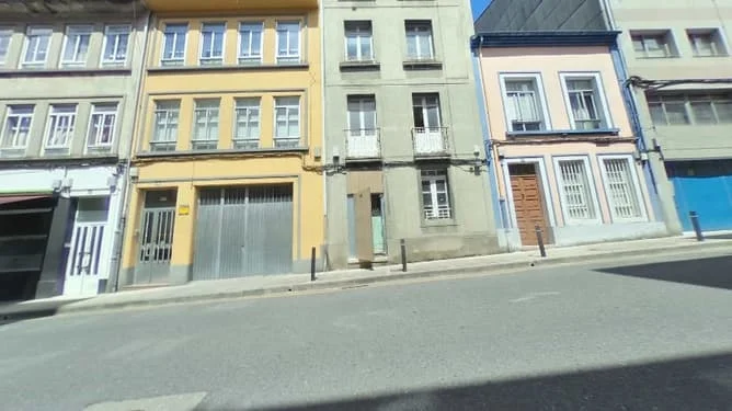 Casa céntrica en Lugo de 316 m²