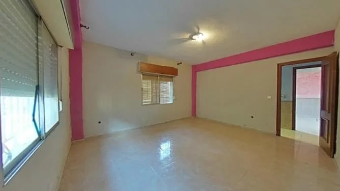 Piso de tres dormitorios en Orihuela, 128 m²