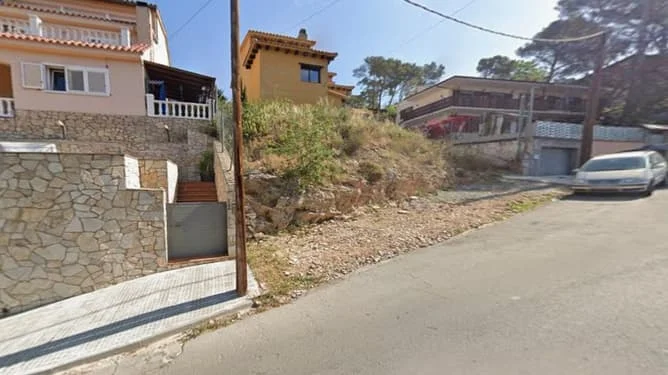 Casa adosada en subasta en Vallirana, 3 habitaciones