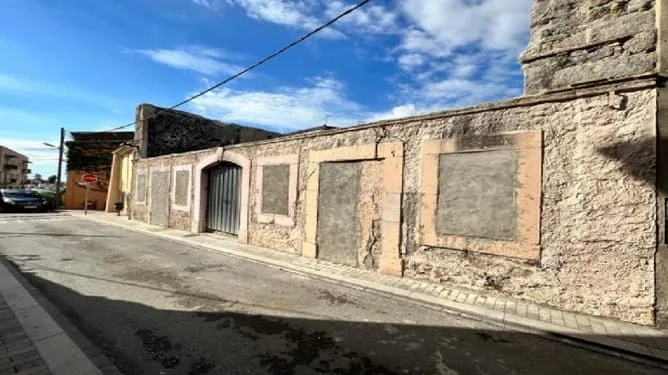 Parcela urbana en La Jonquera, 24 m²
