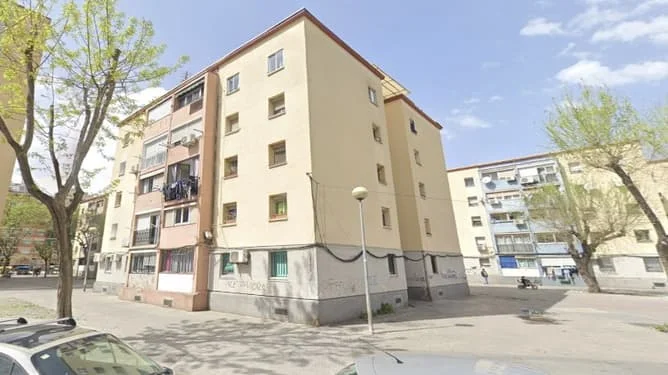 Rented Badalona flat, 65 m², 2-bed