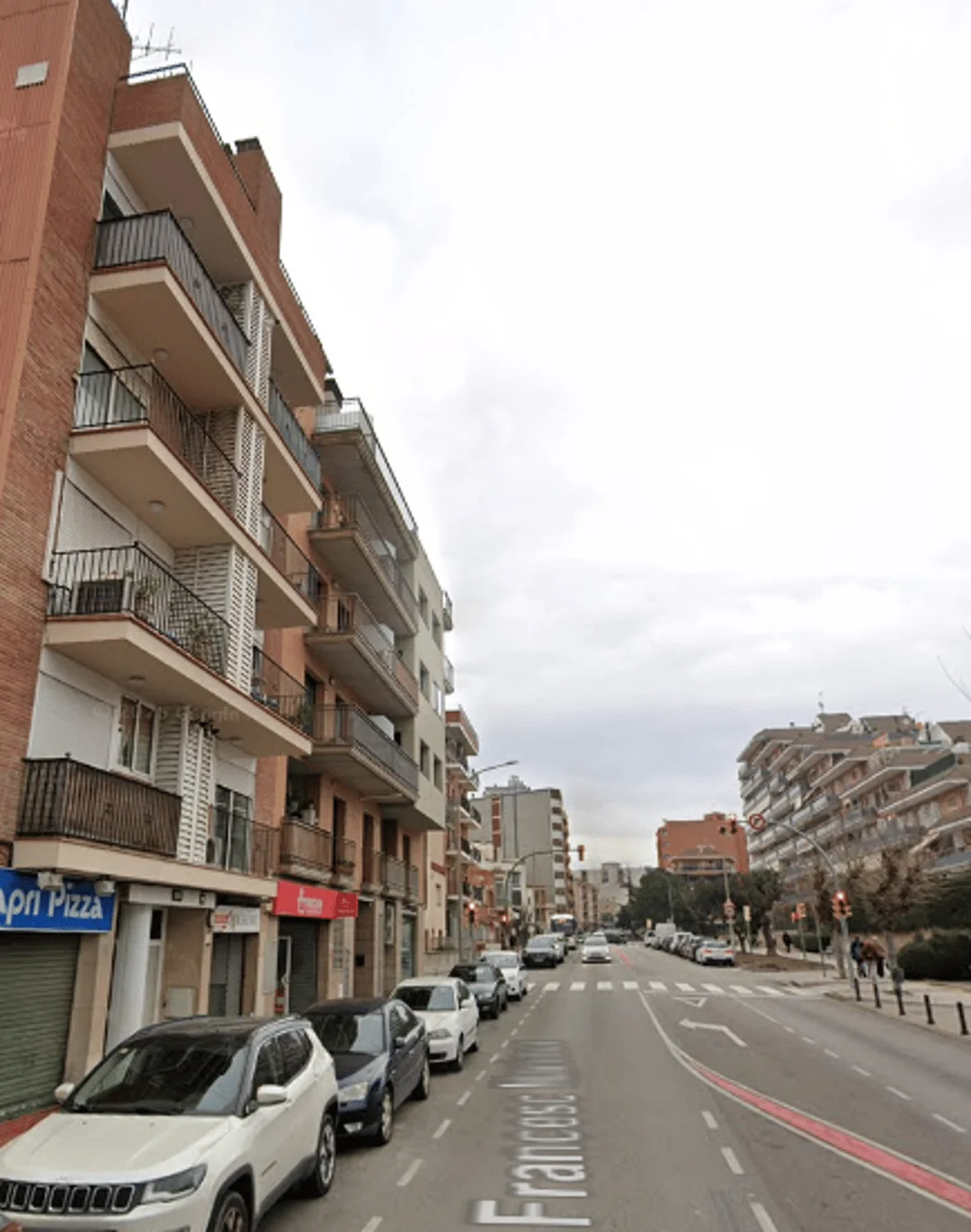 Co-owned commercial unit in Esparreguera