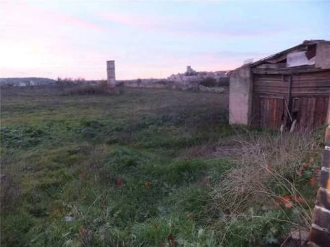 Terreno residencial para desarrollo cerca de Zamora