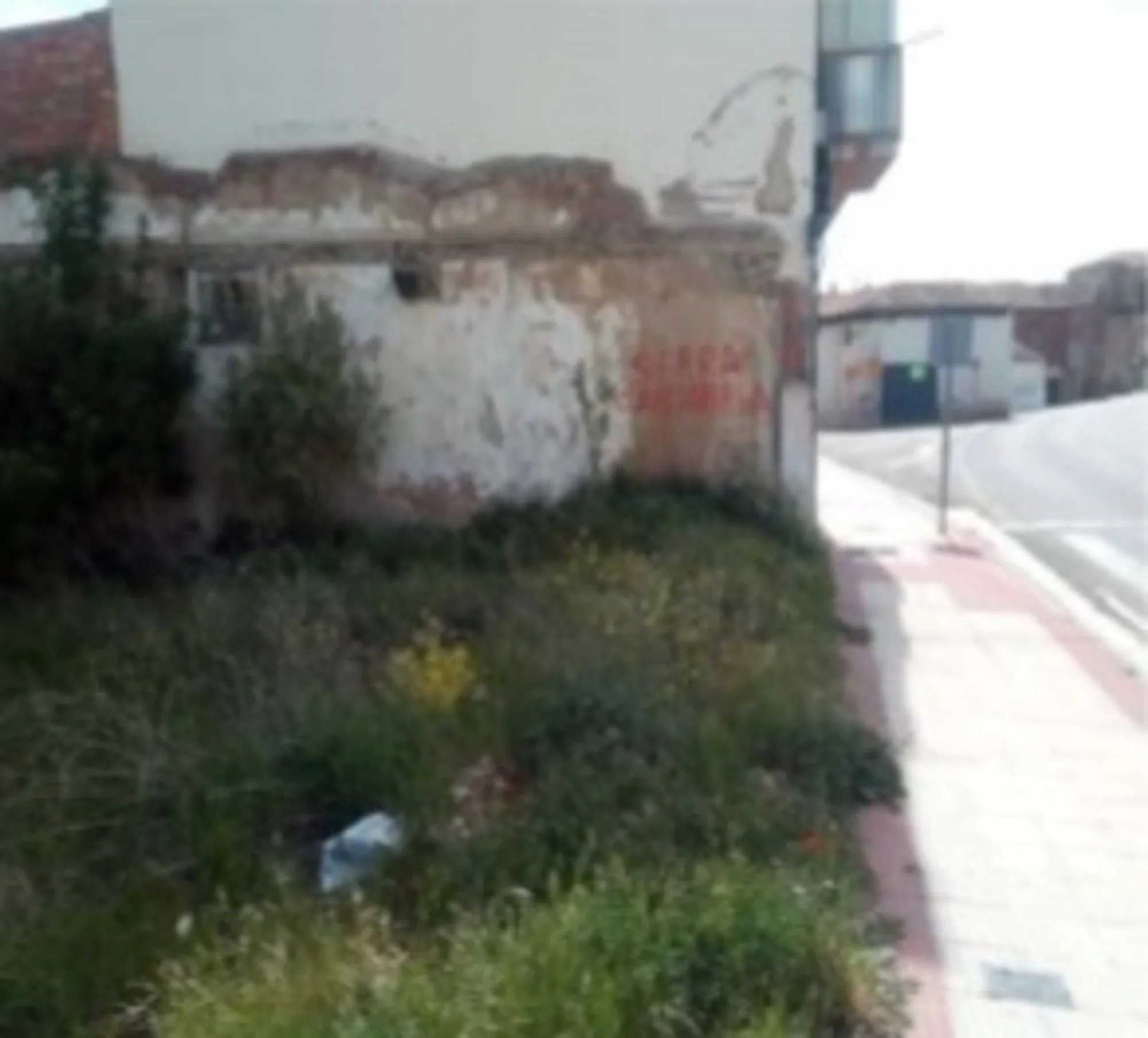 Residential development land, 9,742 m²