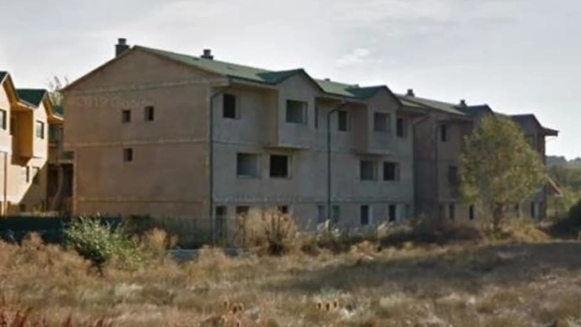 Residential development land, 13 homes