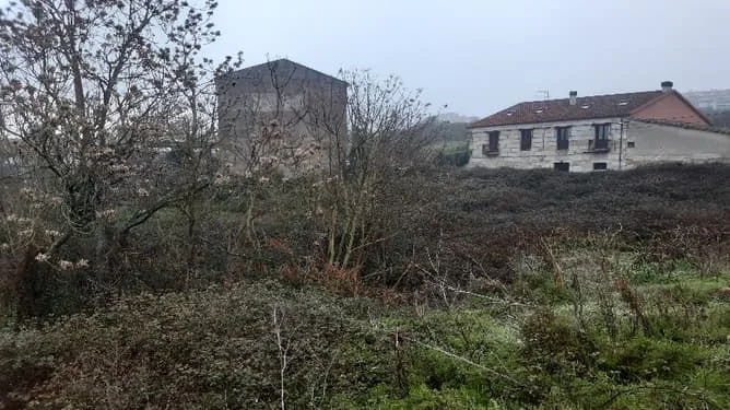 Terreno urbanizable en Ourense, 36.858 m²