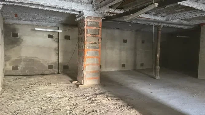 Local céntrico en Monzón, 187 m²