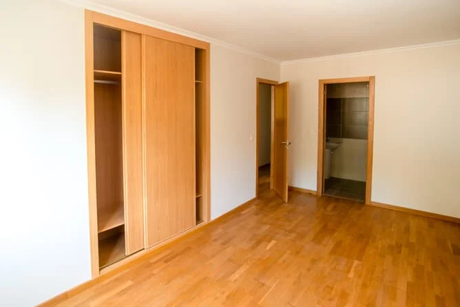 Piso nuevo en Sarria, 3 habitaciones
