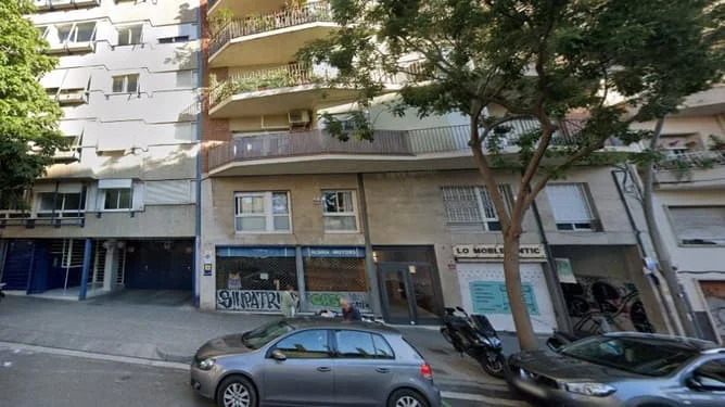 Central Barcelona garage, 20 m²
