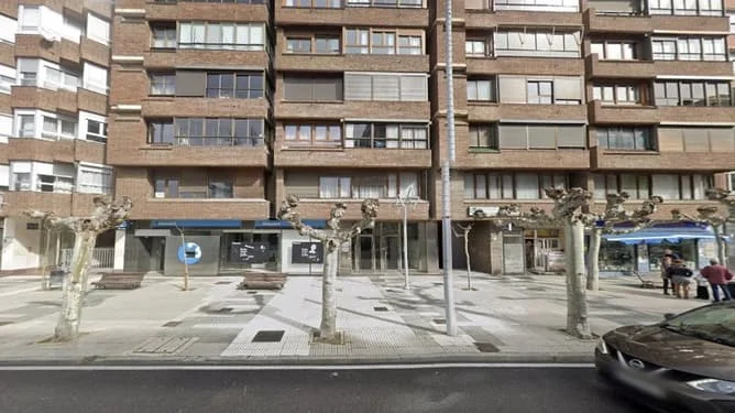 Local comercial en Palencia, 569 m²