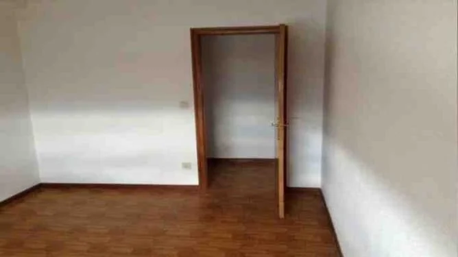 Amplio piso para reformar en Casalarreina
