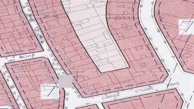 Urban plot near El Vendrell centre