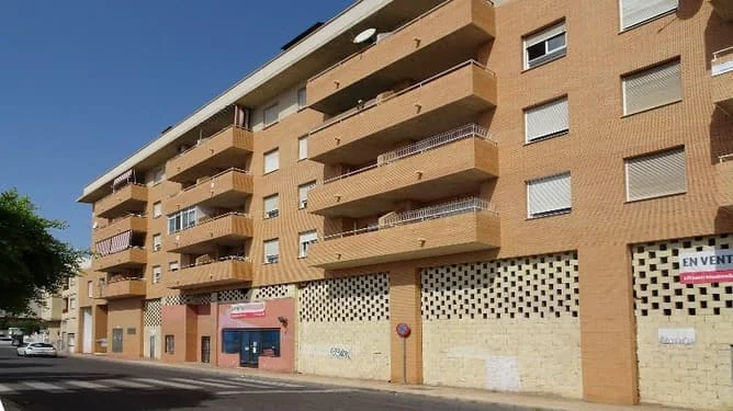 Amplia oficina en primera planta en Vícar
