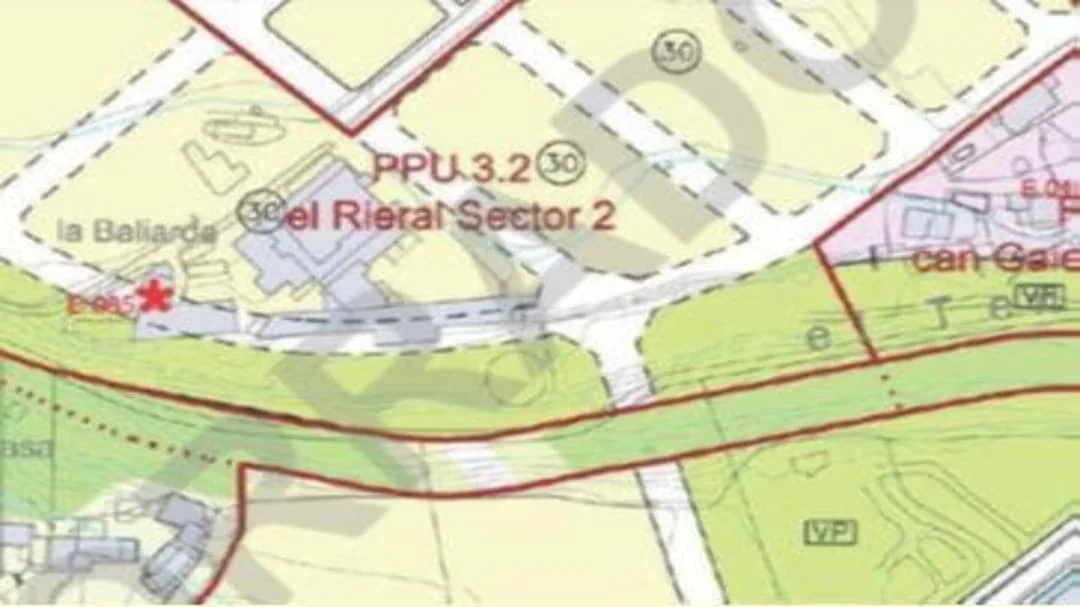Developable residential land, 5,202 m² share