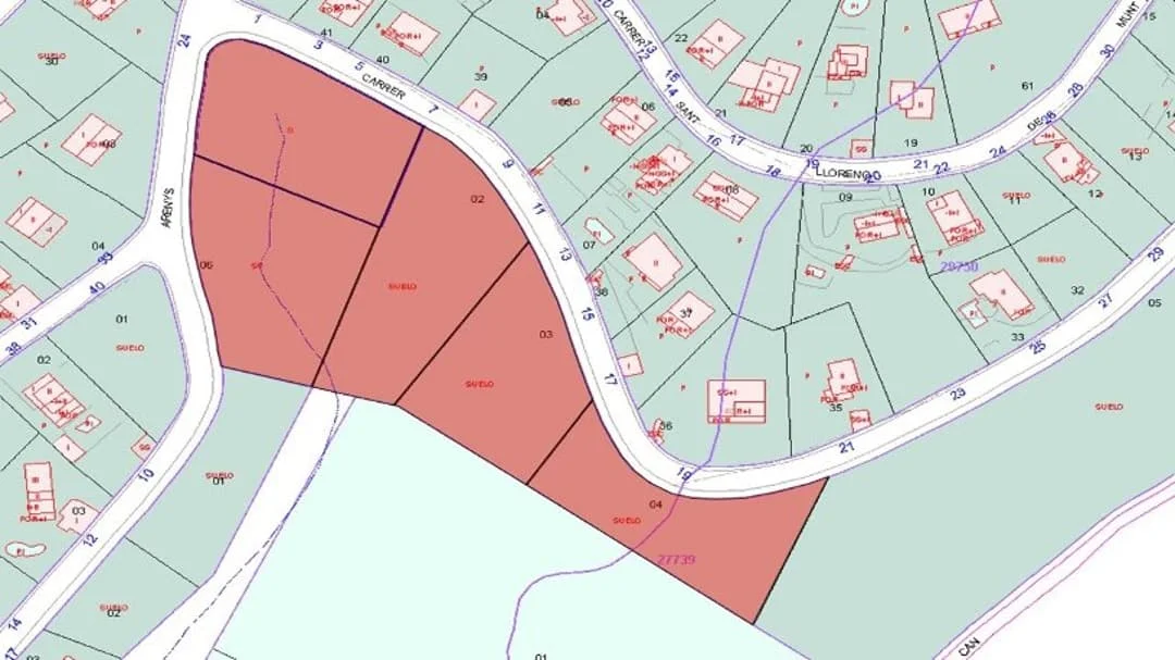 Urban residential plot in Dosrius, 10,983 m²