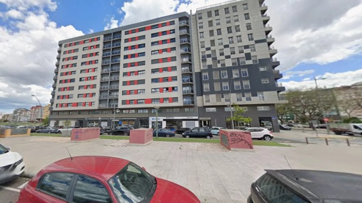 Solar urbano de 65,86 m² en Alzira