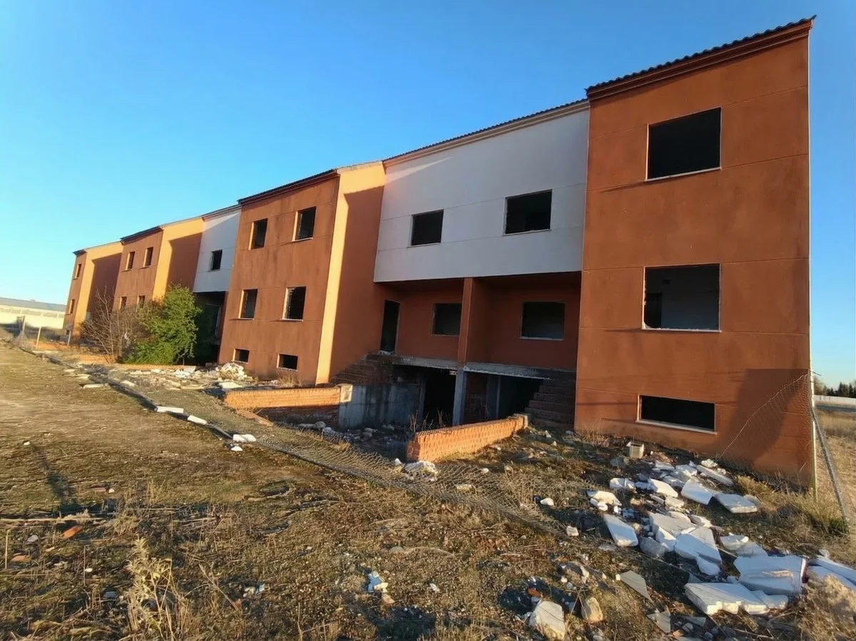 Promoción residencial parada de 18 viviendas