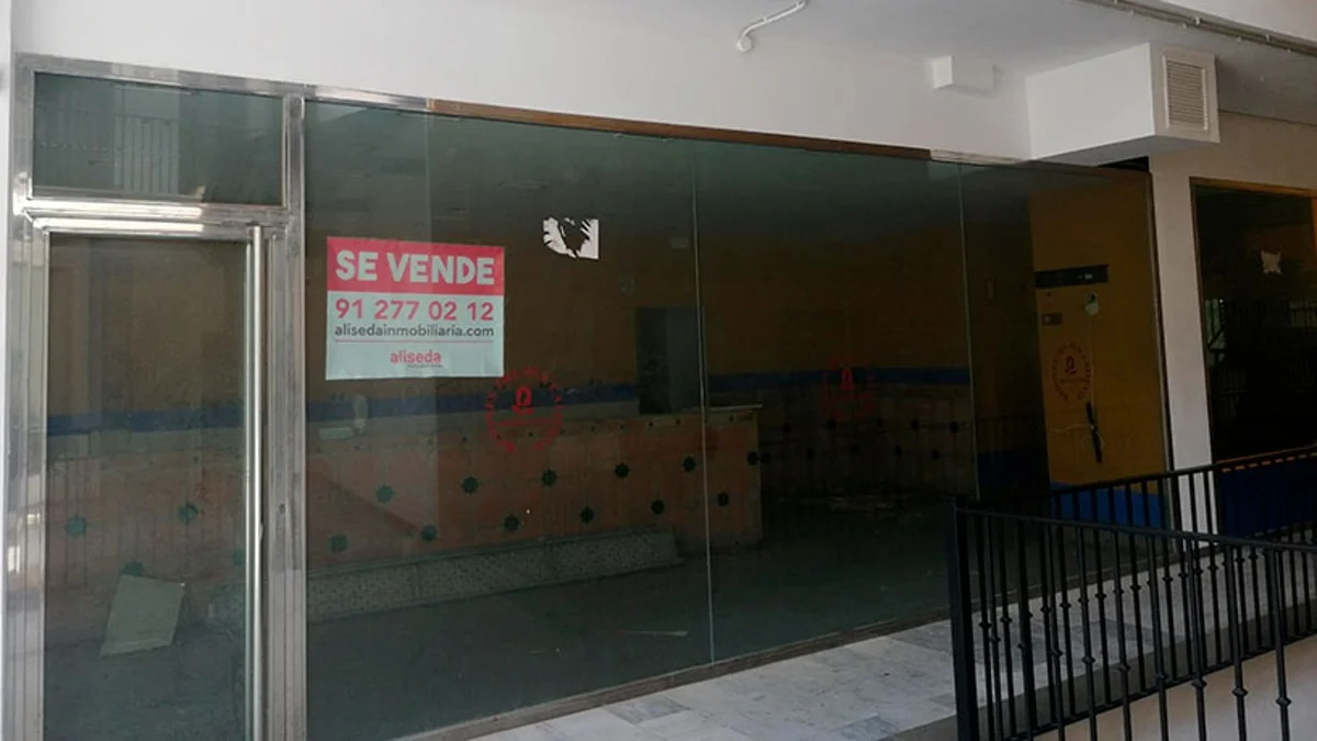 Six-unit commercial complex in La Zubia