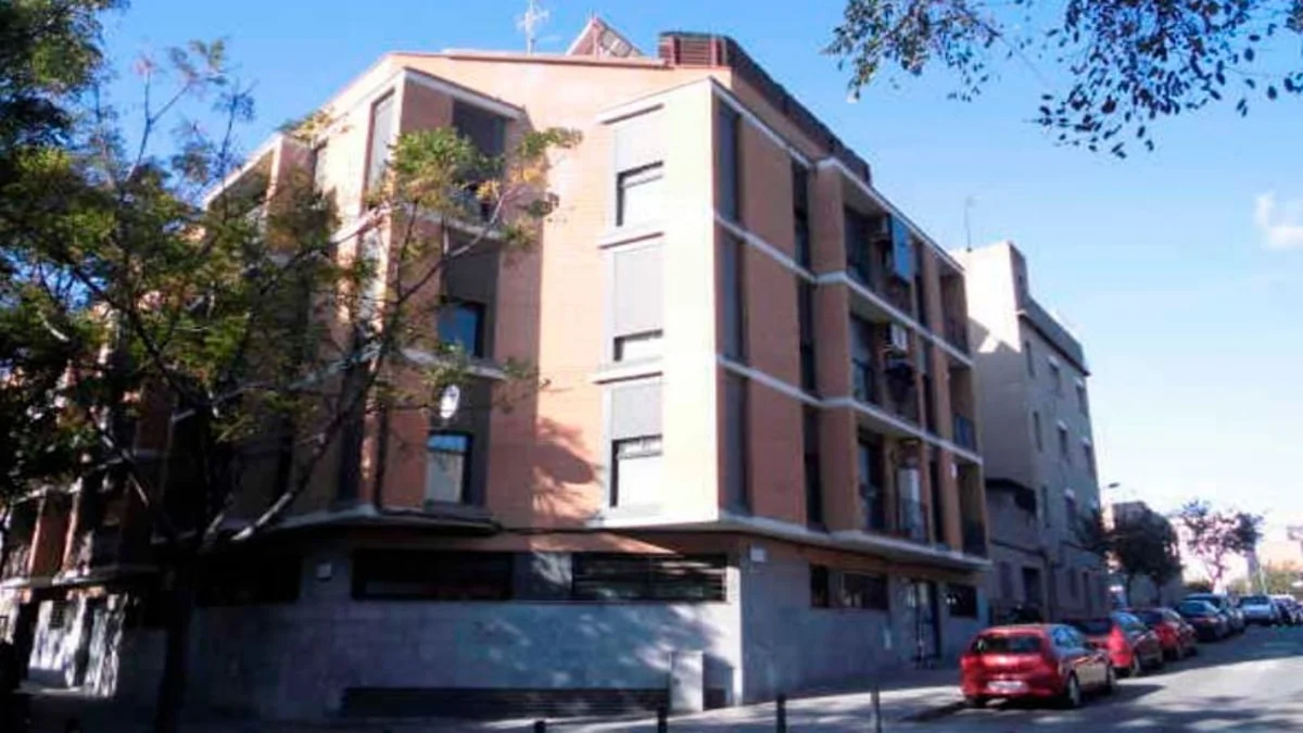 Garaje de 12 m² en Sant Boi