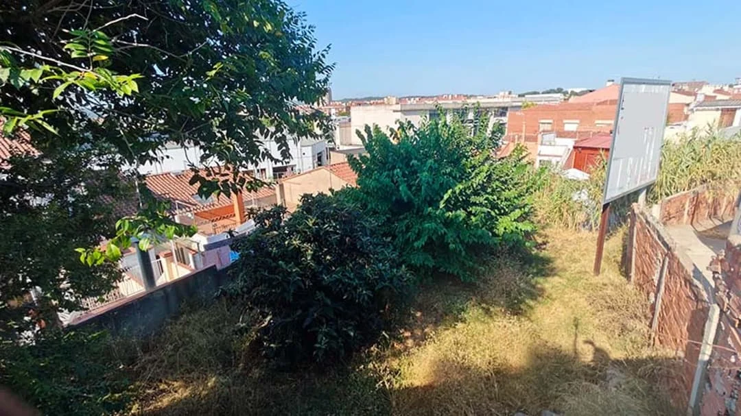 Solar urbano en Sabadell, 783 m² edificables