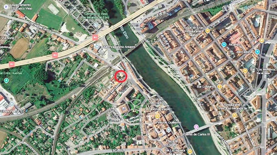 Parcela urbana residencial en Miranda