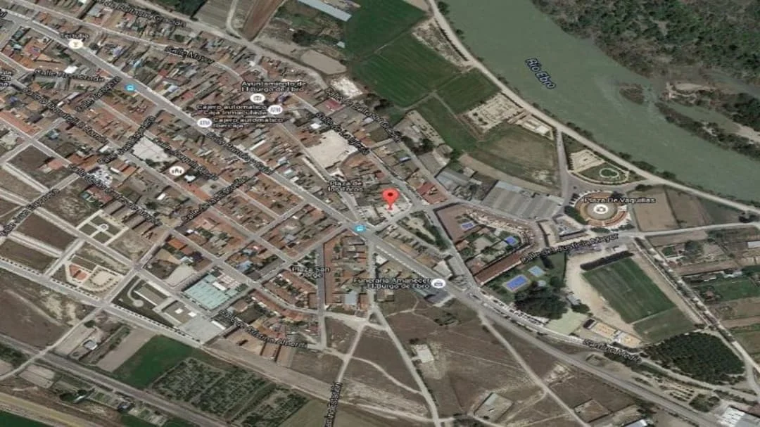 Solar urbano cerca de Zaragoza, 983 m²