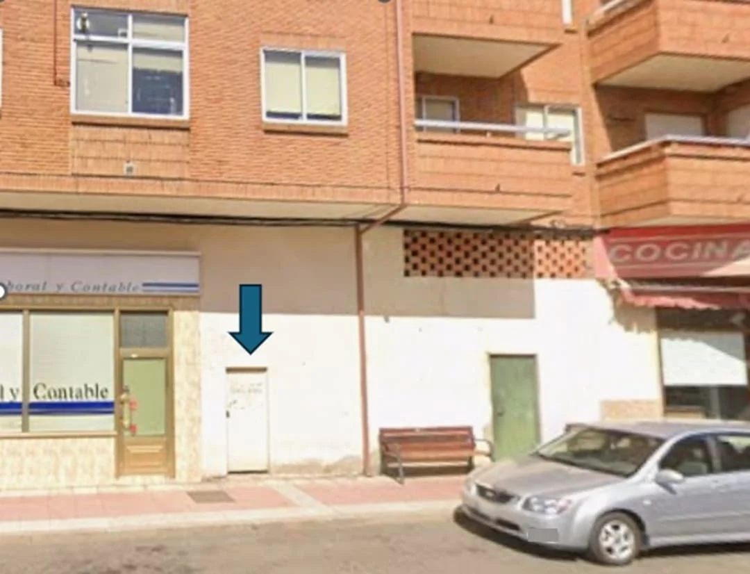 Gran local comercial en sótano en Benavente