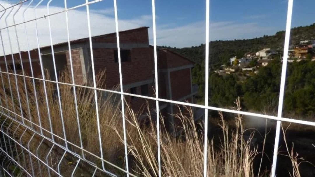 Stopped residential project in Calafell, 319 m²