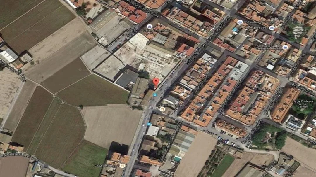 Urban industrial plot, 3,036 m²