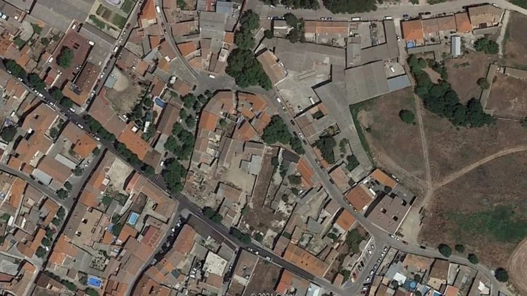 Urban residential plot near town hall