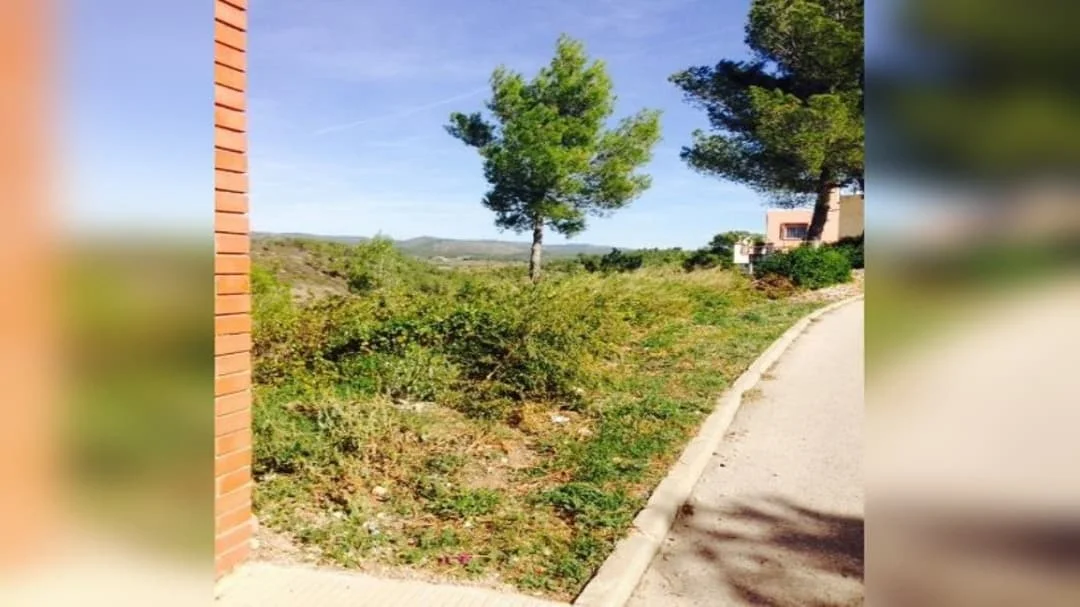 Parcela urbana de 497 m² en Can Gordei