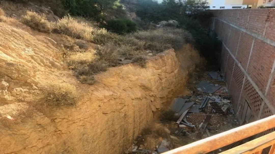 Parcela urbana residencial en Aguadulce