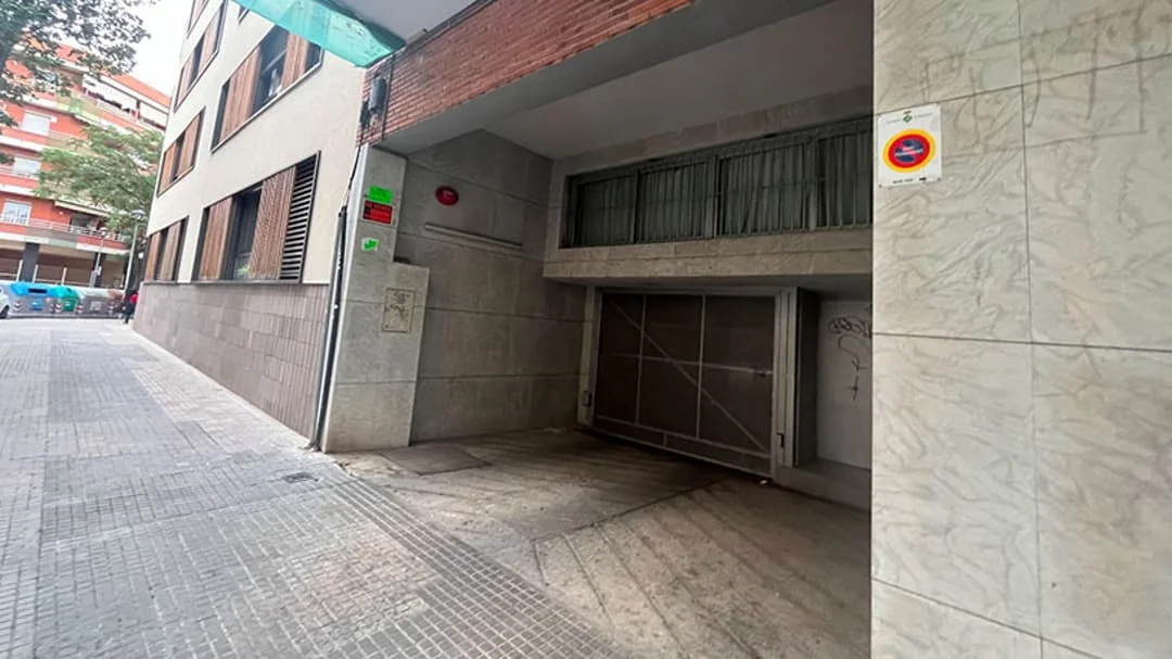 Basement garage in Viladecans, 44 m²