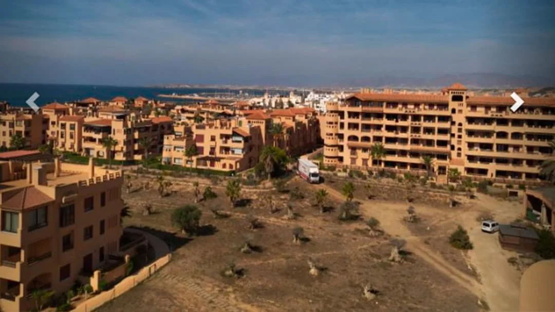 Beachfront urban hotel development plot