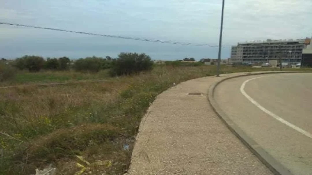 Terreno urbanizable ocupado cerca del centro