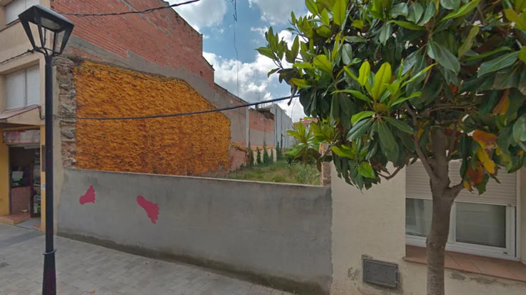 Solar urbano con potencial para 10 viviendas