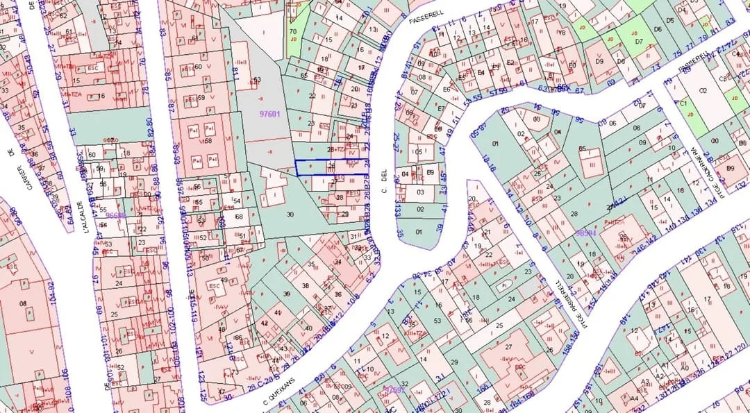 Urbanizable Barcelona plot, 361 m²