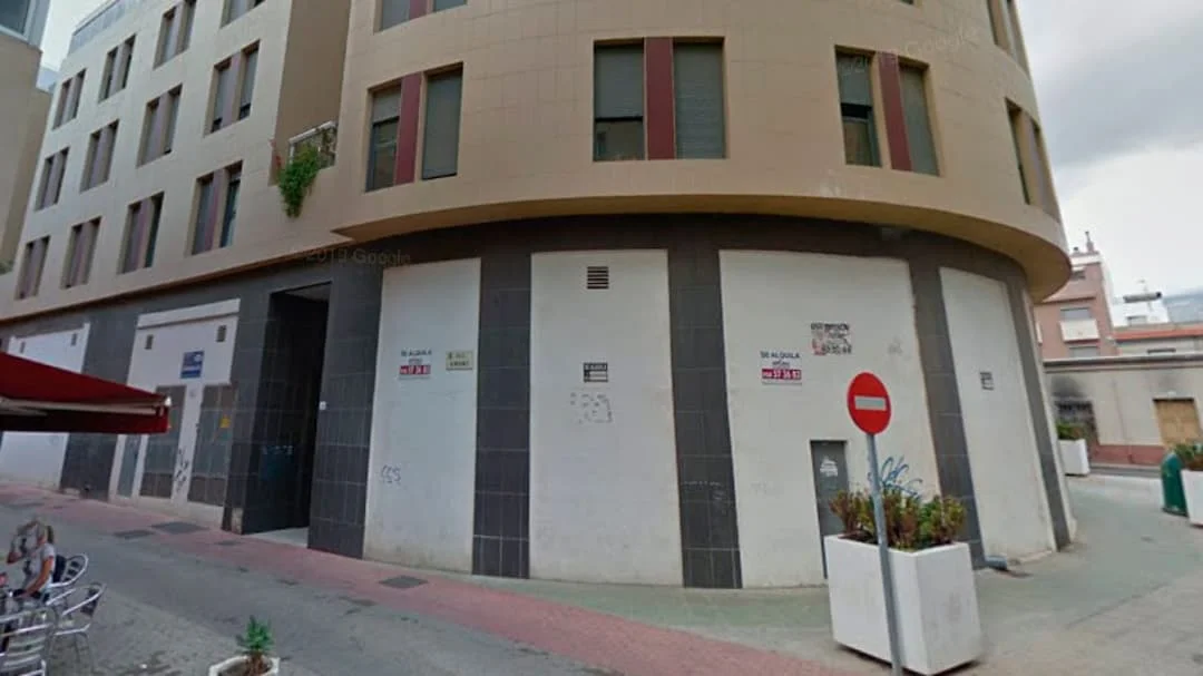 Local comercial cerca del centro de El Ejido
