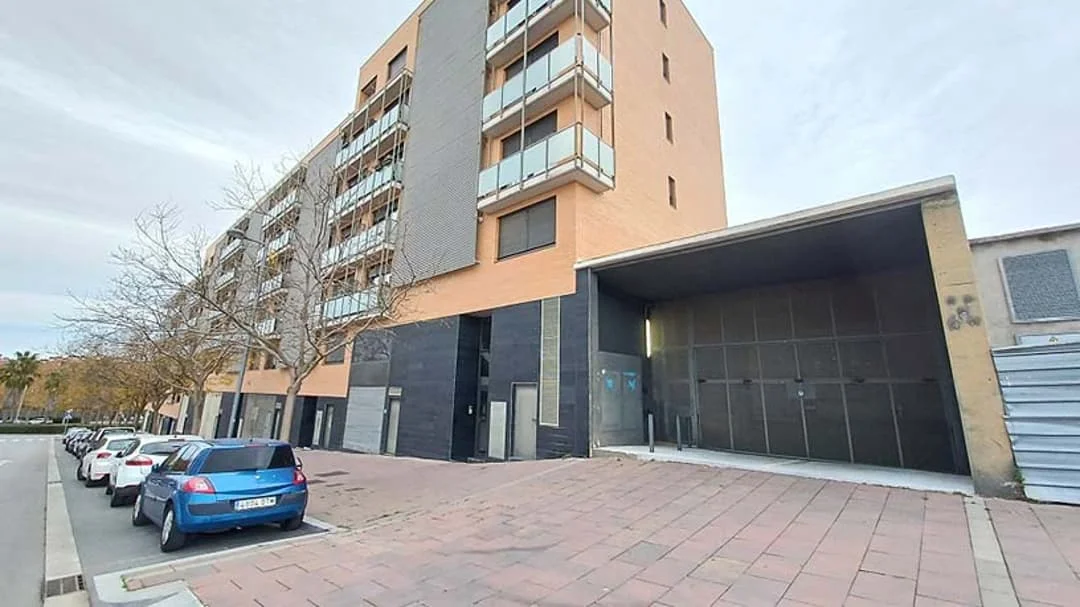 Anuncio de plazas de garaje en Vilafranca