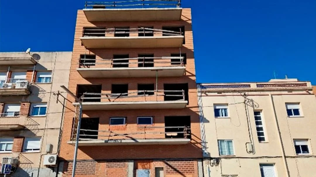 Gavà stalled residential project, seven units