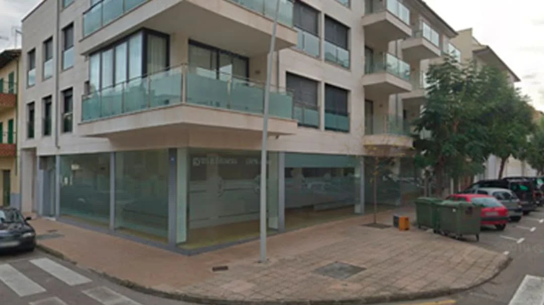 Oficina en Pollença con 97 m²