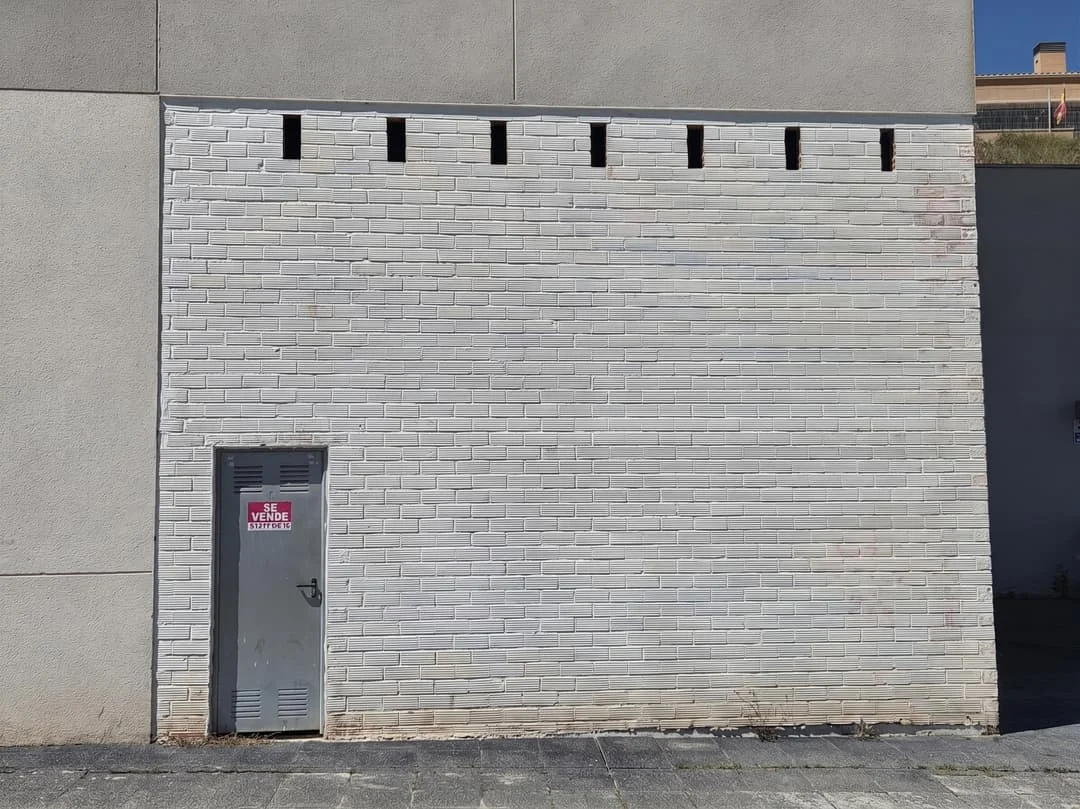 Local comercial en Cuarte, 135 m²