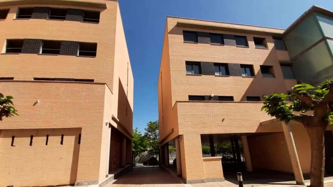 12 m² garage in Zuera