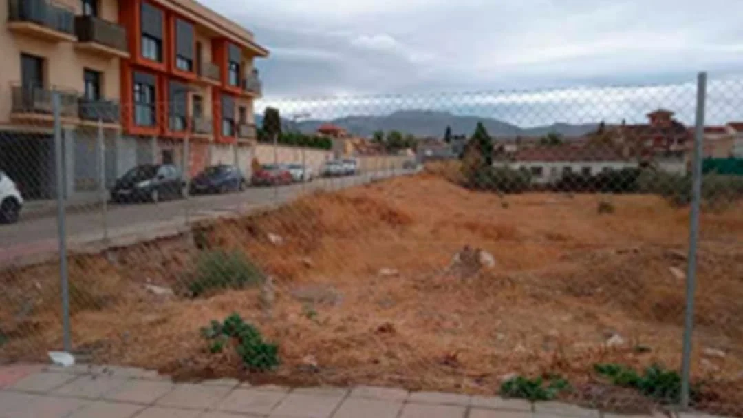 Terreno urbano en Alhendín, 4.934 m²