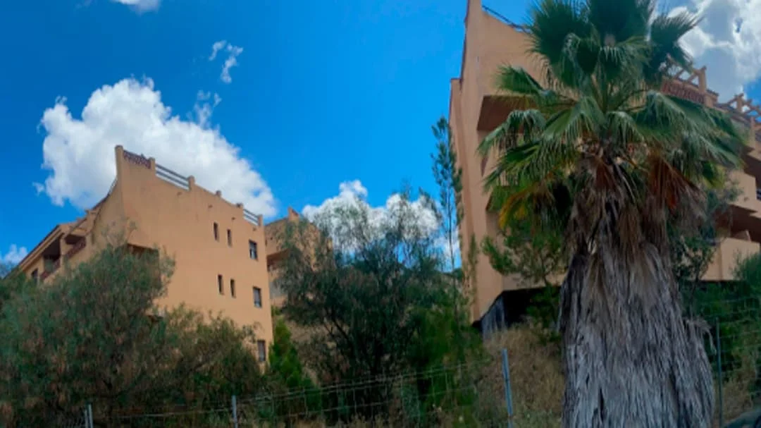 Participación de suelo en Montecastillo con obra parada