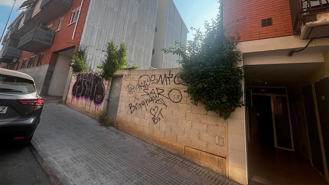 Urban plot in Rubí, 186.8 m²