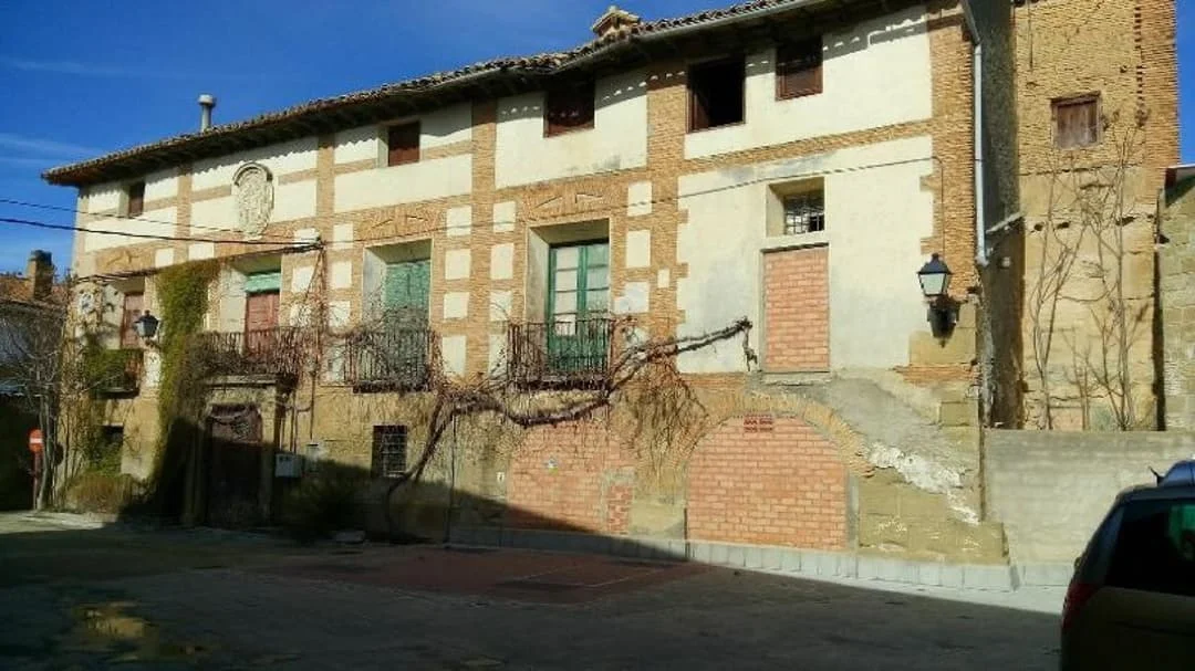 Casa rural en Yequeda, cuatro dormitorios