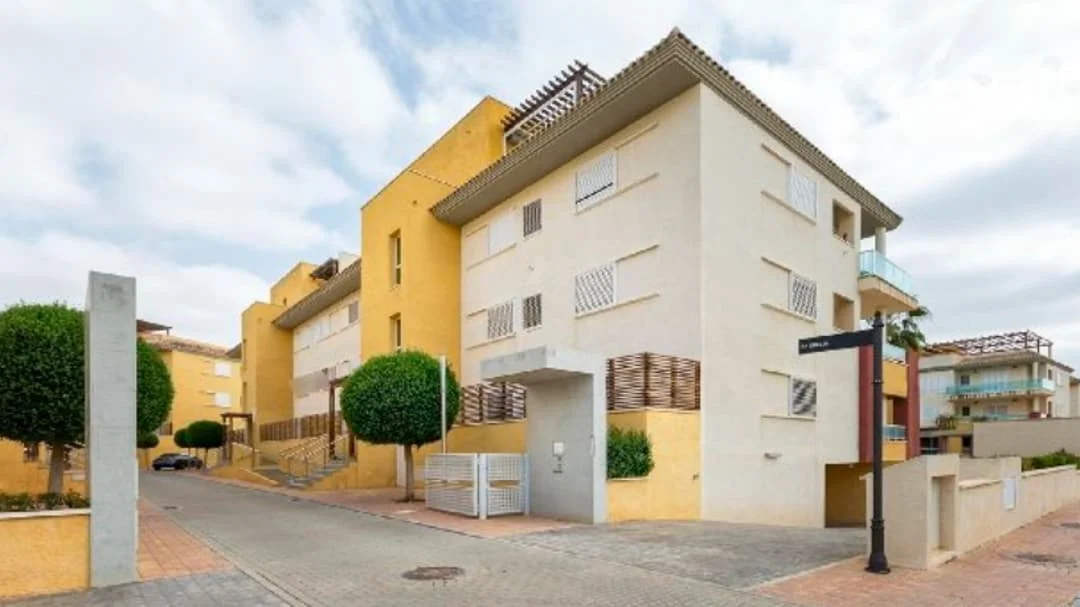 Central garage space, 16 m²
